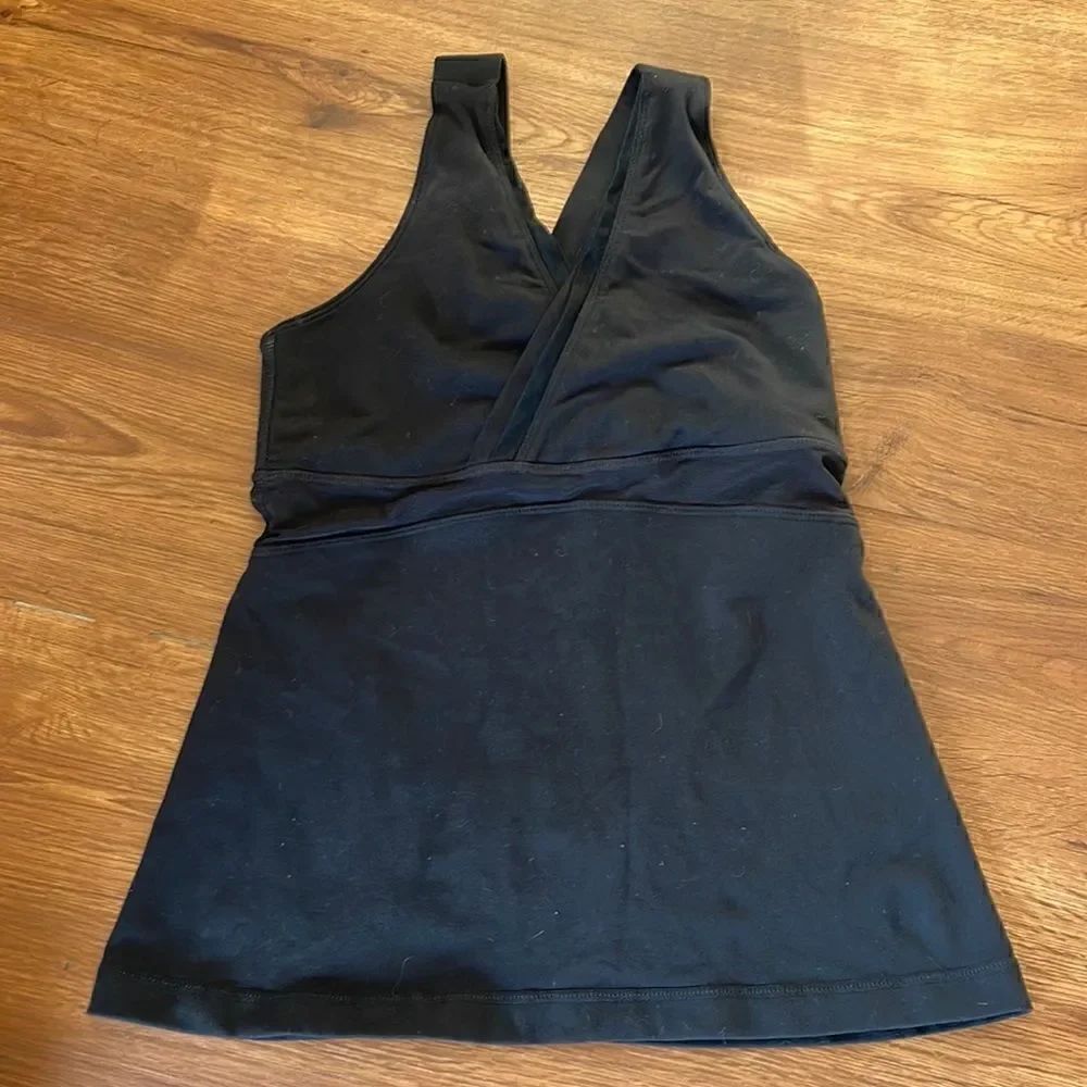 Lululemon Wide strap tank